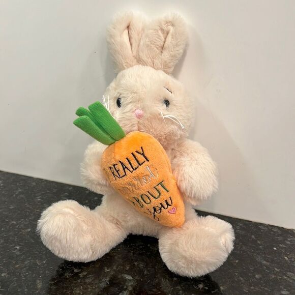 Ganz Bunny with Carrot. Get Your Hands on a Ganz. Size 10” - Picture 1 of 9